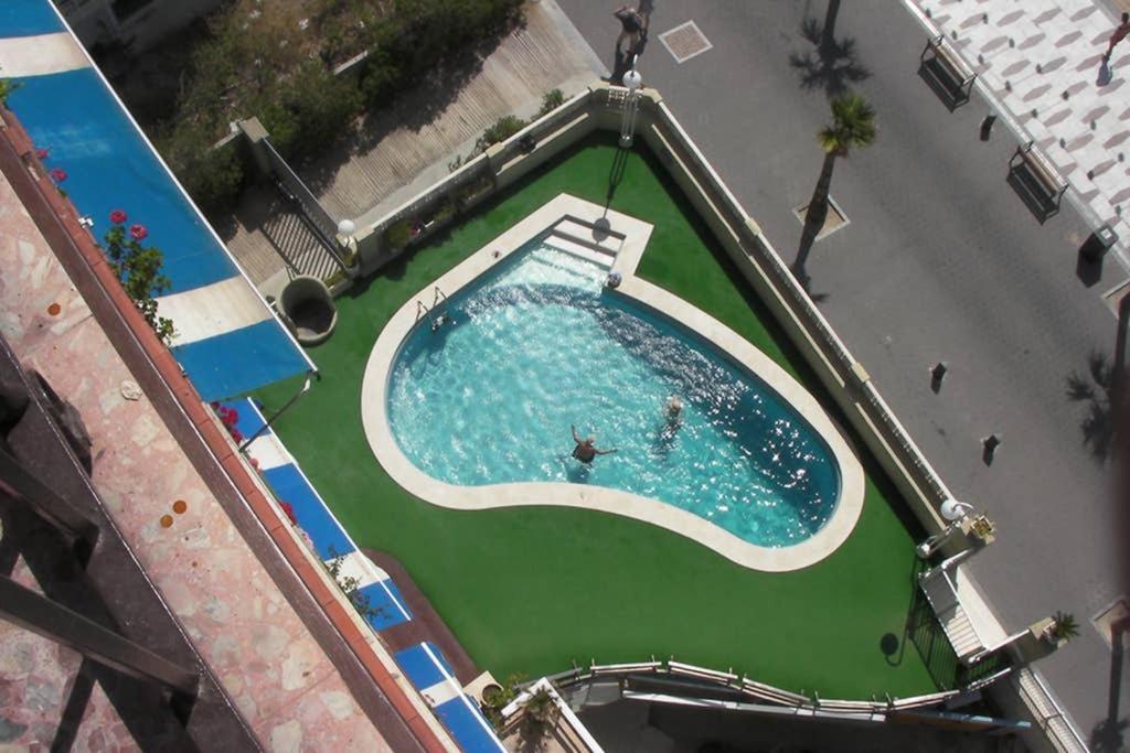 Levante Beach Front Of The Sea Estacha بينايدورم المظهر الخارجي الصورة