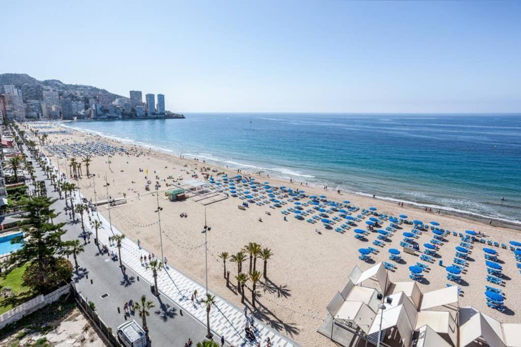 Levante Beach Front Of The Sea Estacha بينايدورم المظهر الخارجي الصورة